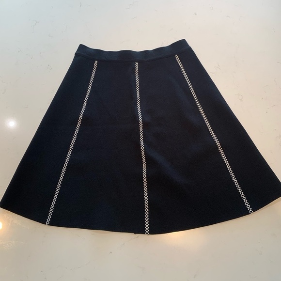 Icone Simons Mini Black Flared Knit Skirt - Picture 2 of 8